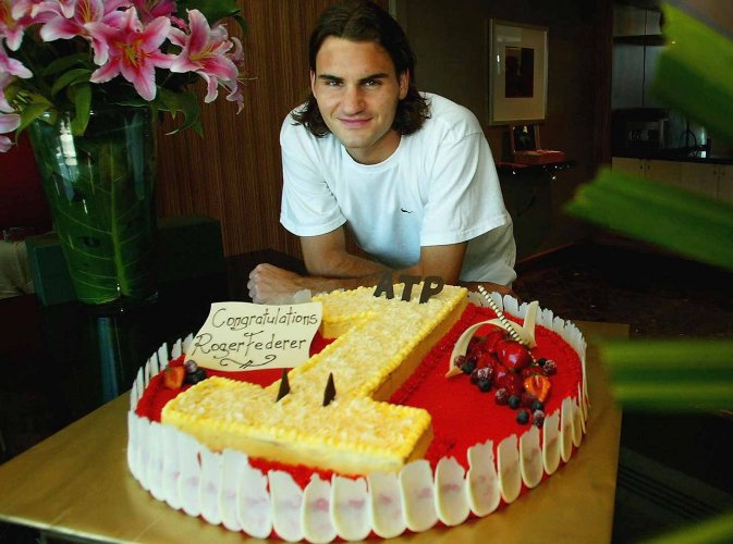 federer-no1-2004-australian-open-cake